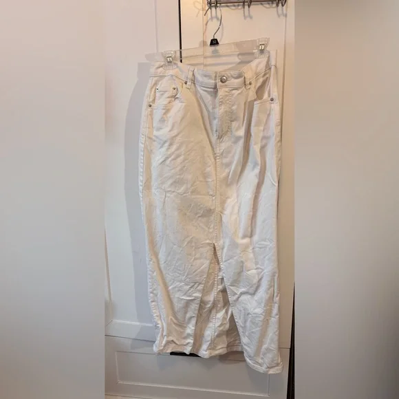 ASOS Design Hourglass Denim Midi Skirt With Split Hem In Ecru - Picture 8 of 12